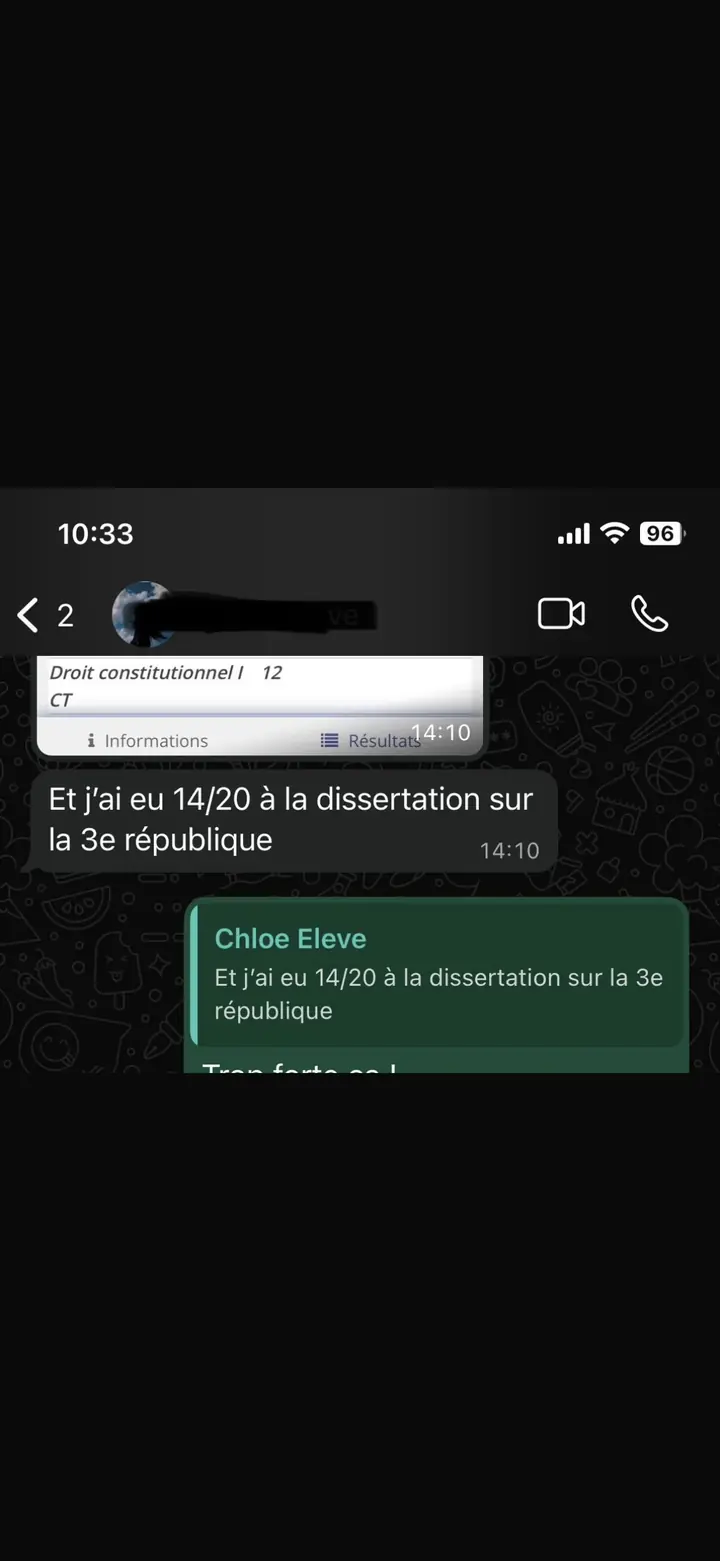 Capture WhatsApp d'un 14/20 obtenu en dissertation de droit constitutionnel sur la 3e République après accompagnement par Marie Terki